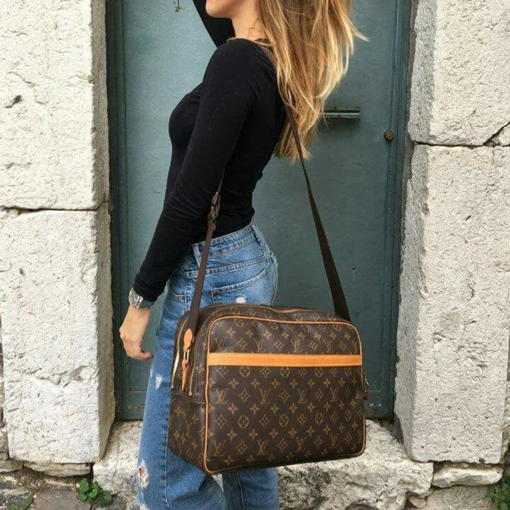 Authentic Louis Vuitton reporter gm monogrram